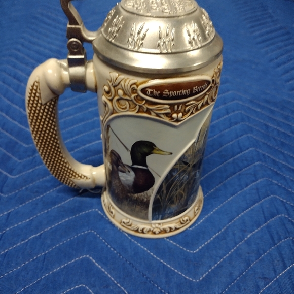 Larry K. Martin limited edition sculpted stoneware & pewter beer stein - Picture 2 of 6